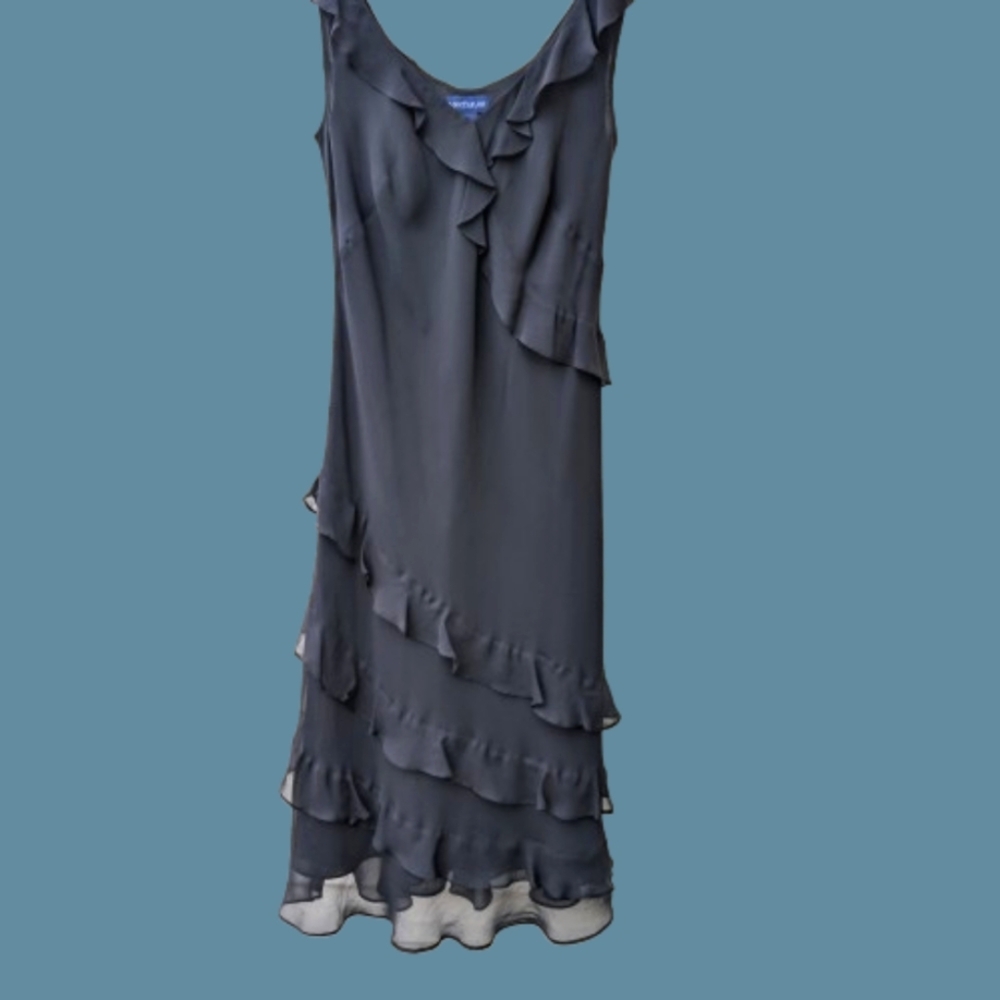 Vintage Ann Taylor black silk dress Size 8 in excellent condition.